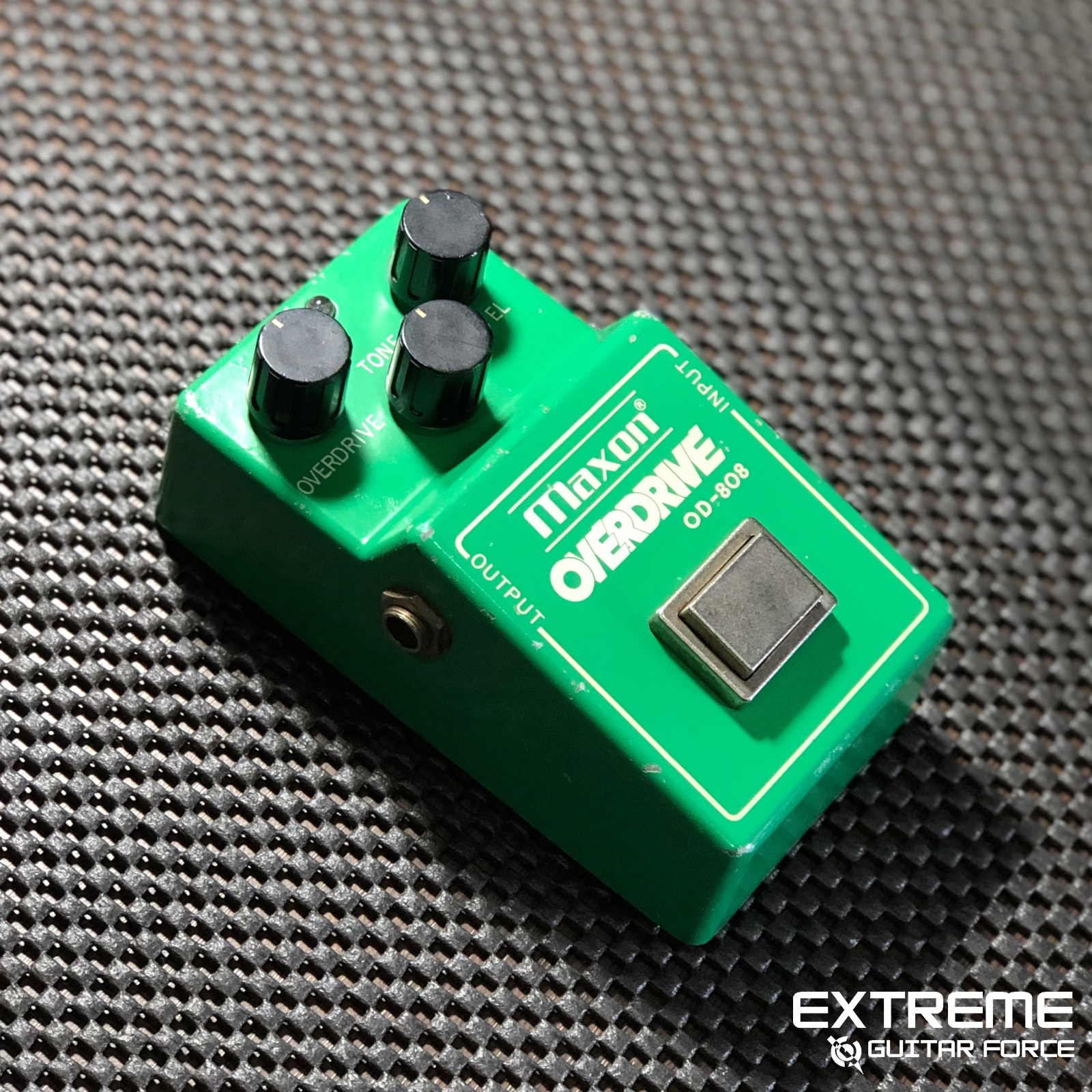ST-808 GOLD, Platinum (Overdrive) | EXTREME GUITAR FORCE ギター
